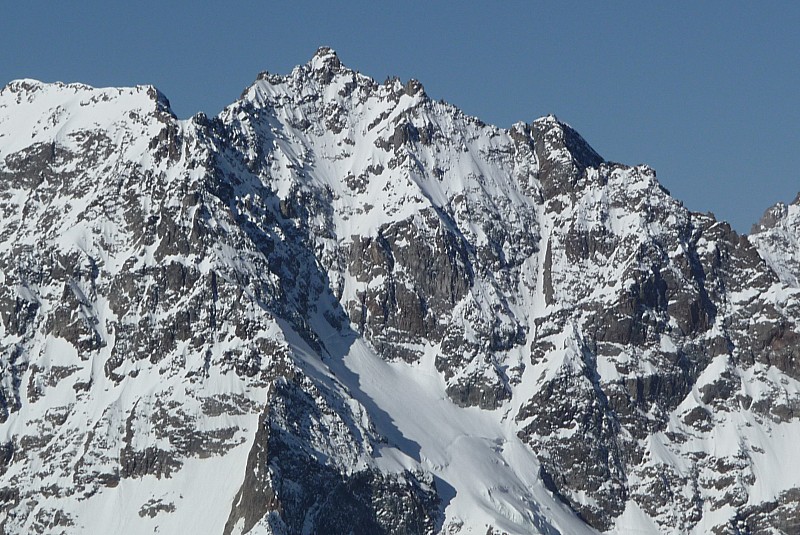 #5 cime de l cime de l'encoula : à priori certains y auraient acheter du terrain