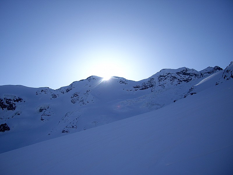 #1 Le soleil arrive : On l Le soleil arrive : On l'attend impatiemment