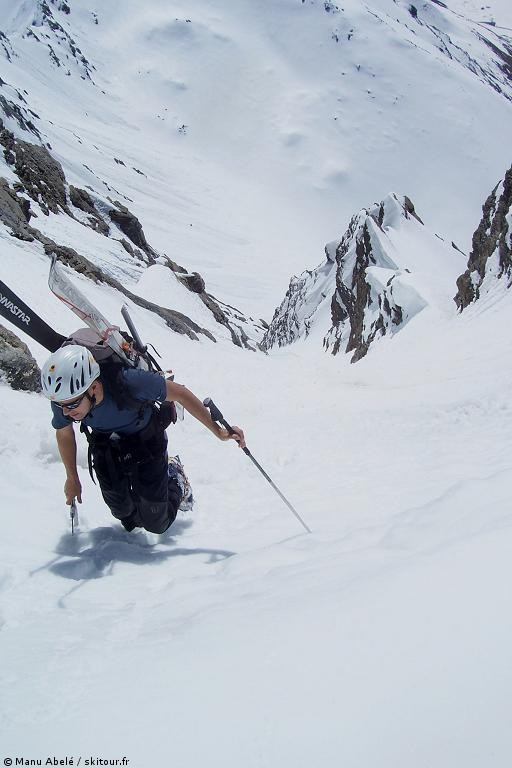 Couloir : Jb en finit avec le couloir. Fait chaud!