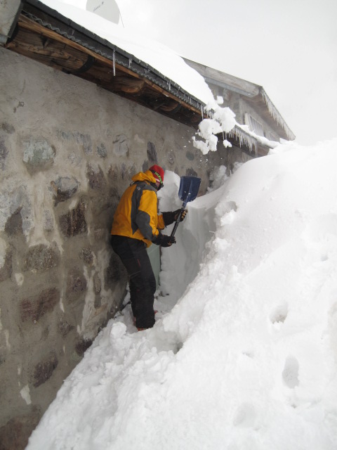 #12 Ref des Merveilles : Pour une poignée de grains de lumière dans le refuge d Ref des Merveilles : Pour une poignée de grains de lumière dans le refuge d'hiver