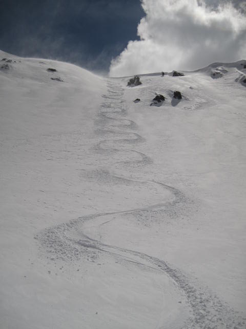 #30 Baisse du Basto : Sur le ref de Nice : magnifique couloir de descente en poudre du Basto, Baisse du Basto : Sur le ref de Nice : magnifique couloir de descente en poudre du Basto,