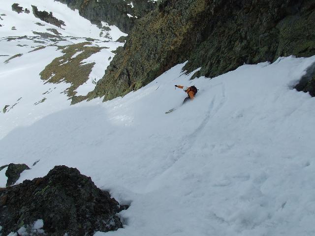 #4 Pointe de l Pointe de l'Ifala : skis sous marin , dans une neige pourrie de chez pourrie