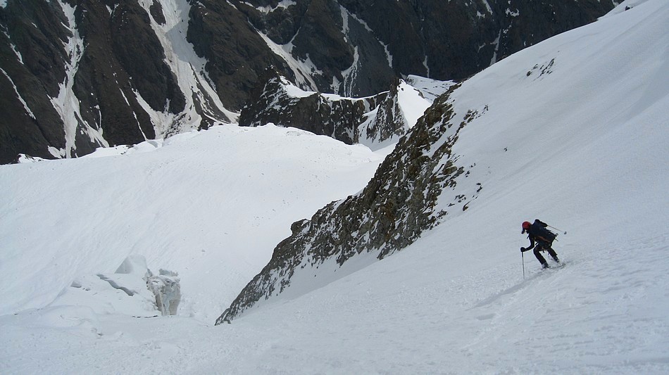 #24 Le couloir rive droite : bien raide Le couloir rive droite : bien raide