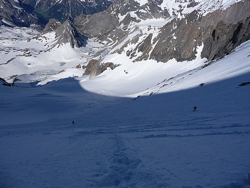 Les Grands Couloirs : Et en fond l'Aiguille de la Vanoise, c'est beau !