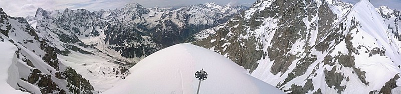 #10 crête sous le pic central : et vue sud sur le sirac et les sommets de Champoléon crête sous le pic central : et vue sud sur le sirac et les sommets de Champoléon