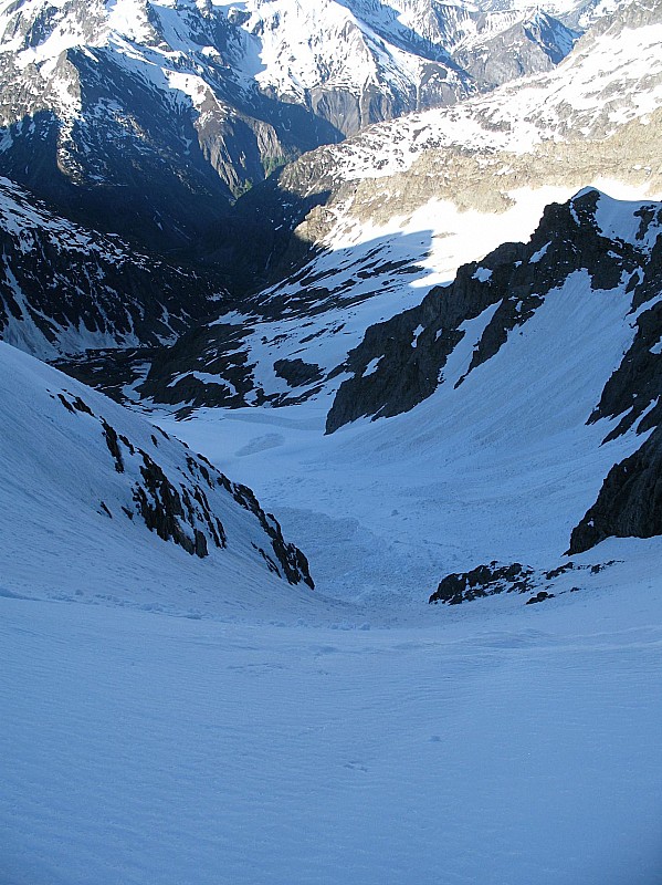 #5 vue sur la vallée du Gioberney : depuis le col du Chardon; au fond le Sirac entre autres vue sur la vallée du Gioberney : depuis le col du Chardon; au fond le Sirac entre autres