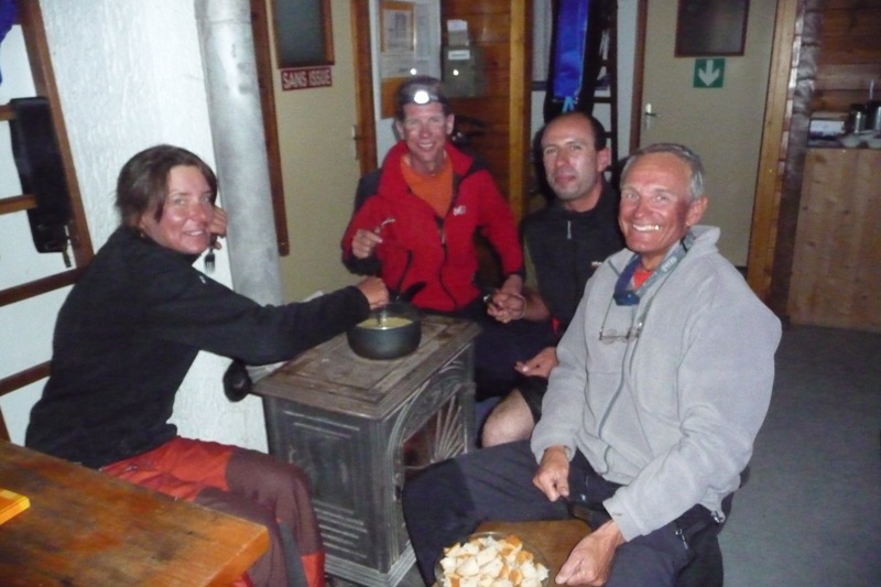 #1 Fondue au refuge du Thabor : Merci au "chef" pour cette excellente fondue. Elle a pris avec l Fondue au refuge du Thabor : Merci au "chef" pour cette excellente fondue. Elle a pris avec l'altitude une saveur particulièrement bonne.
