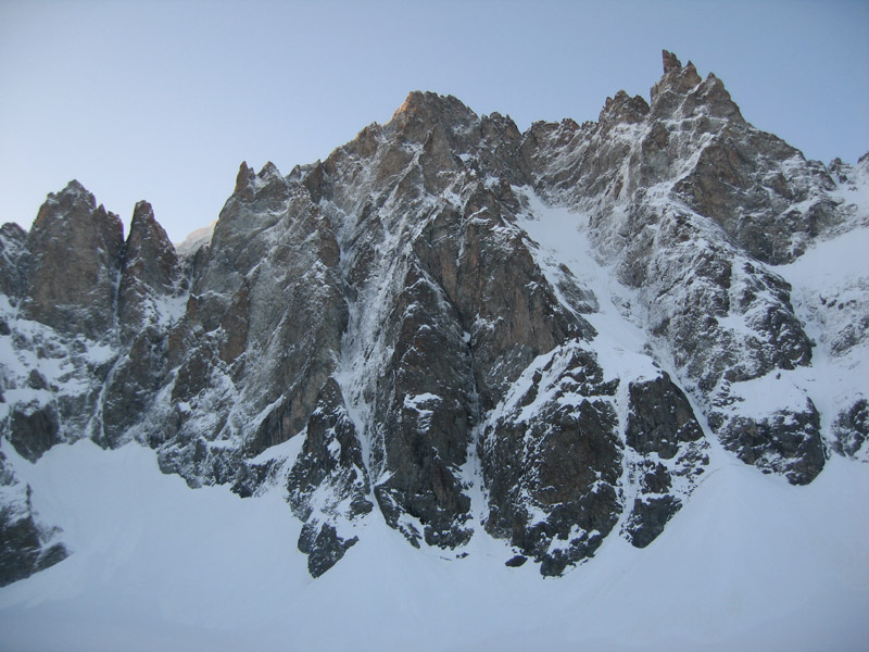 Dôme des Ecrins : Premier rayon de soleil sur Dôme