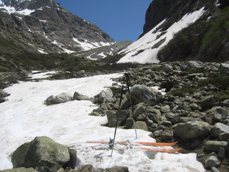 Bas du vallon de Bonnepierre : Arrivée directe sur le chemin