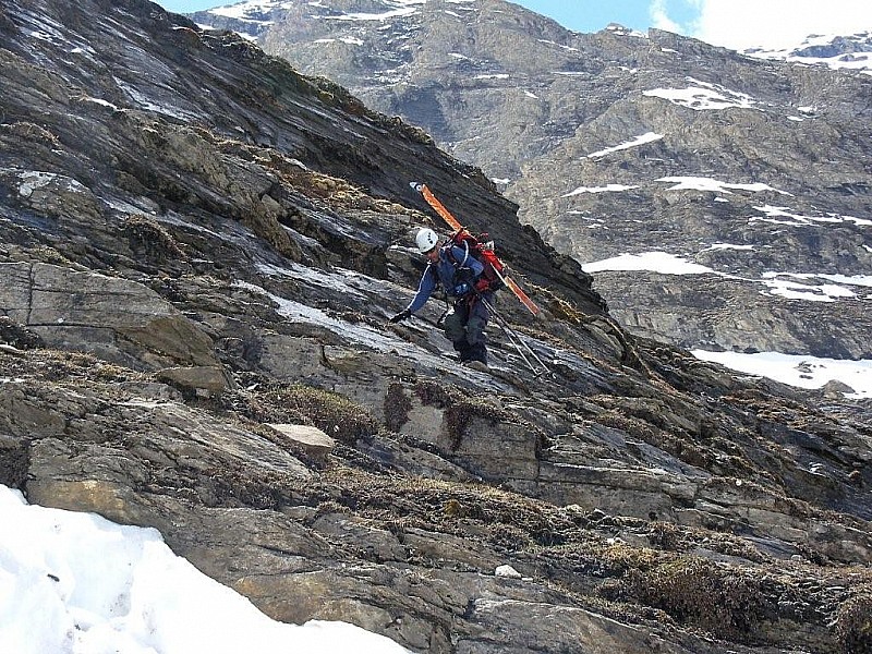 #7 La première barre en descente : Toujours la même mais option gradins La première barre en descente : Toujours la même mais option gradins