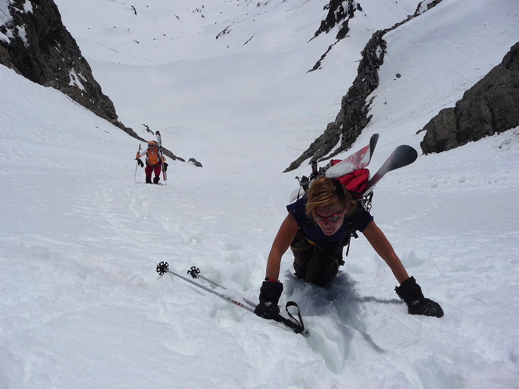 Dans le couloir de gauche : Les doutes s'installent en ce qui concerne le choix du couloir.