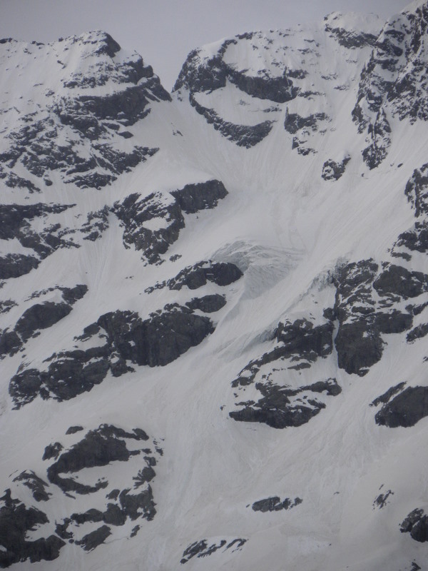 #1 Détails de la dernière partie. : faire attention au départ du glacier, la glace apparait. Détails de la dernière partie. : faire attention au départ du glacier, la glace apparait.