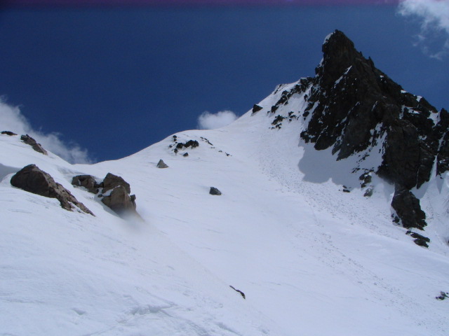 Sommet nord : Le sommet nord, vue de la ligne de crête