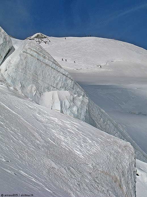 Dôme des Ecrins : La rimaye avant le Dôme