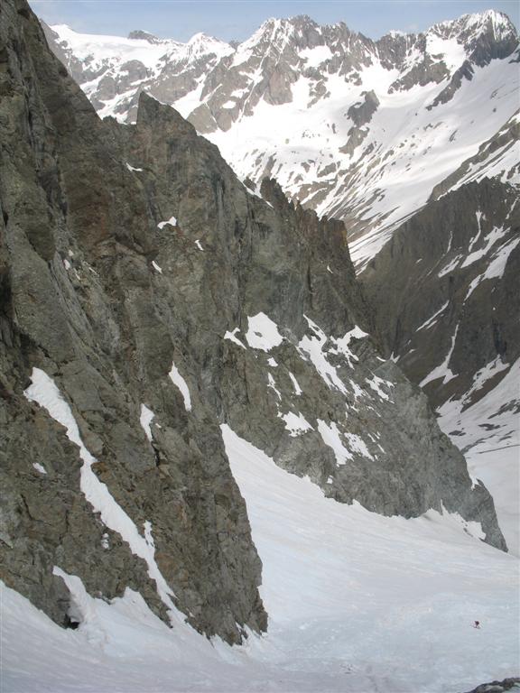 #1 à la montée : la grande pente sous le couloir à la montée : la grande pente sous le couloir