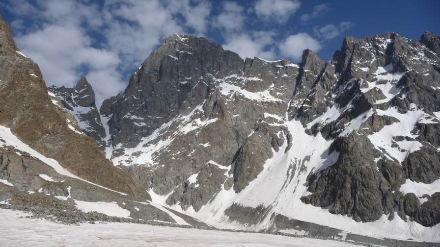 #1 Barre des Ecrins : les 1400m de face Barre des Ecrins : les 1400m de face