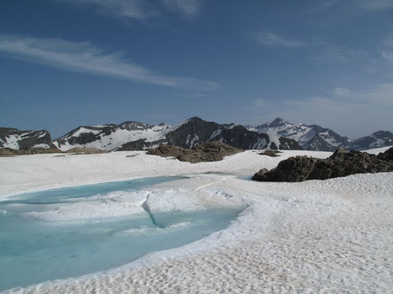 #1 Vue au nord : Les sommets perdent le blanc de l Vue au nord : Les sommets perdent le blanc de l'hiver