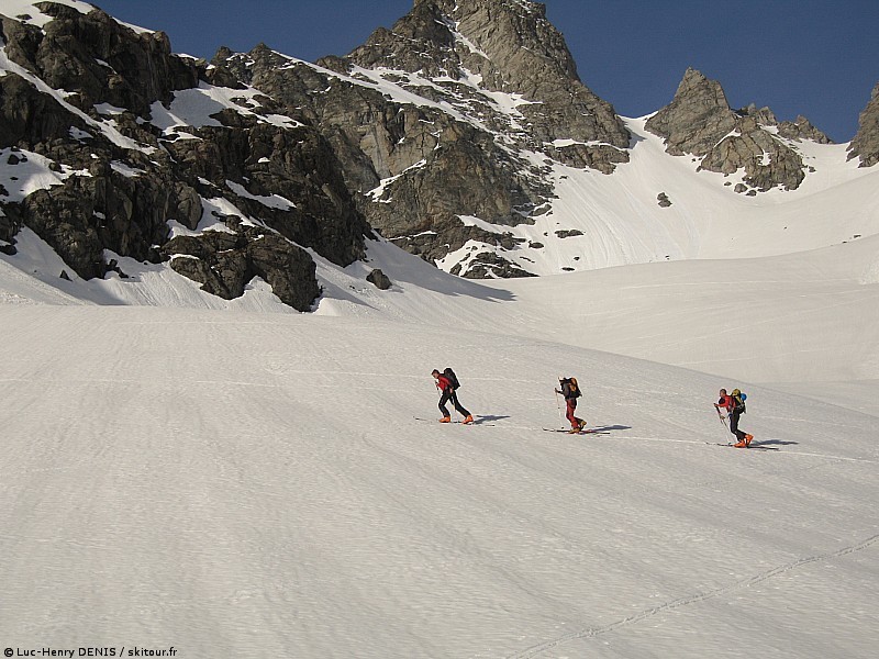 #3 Pointe Ferrand : Sympa la montée au soleil sous le col du cordonnier à droite. Pointe Ferrand : Sympa la montée au soleil sous le col du cordonnier à droite.