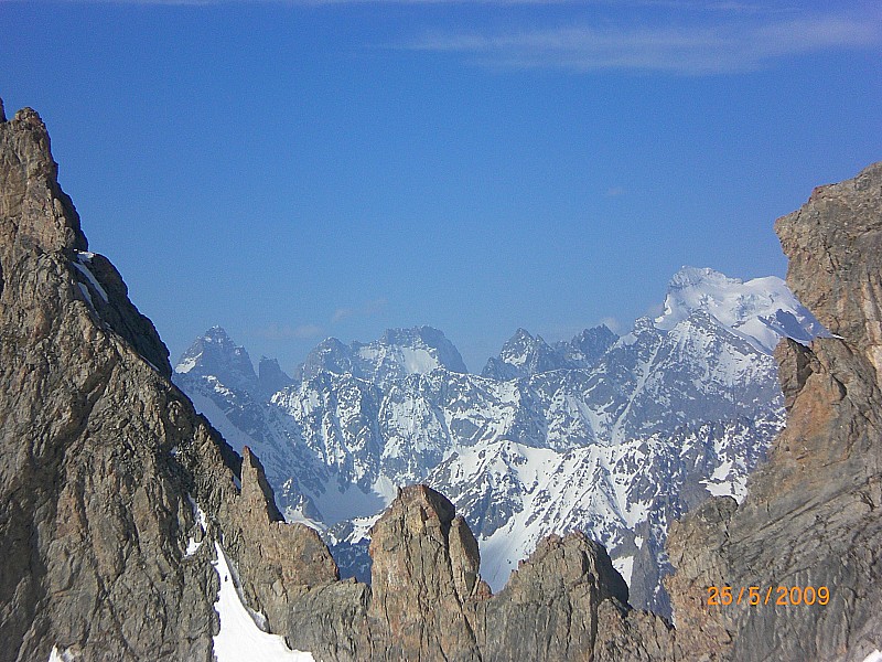 brêche : beau temps sur les ecrins