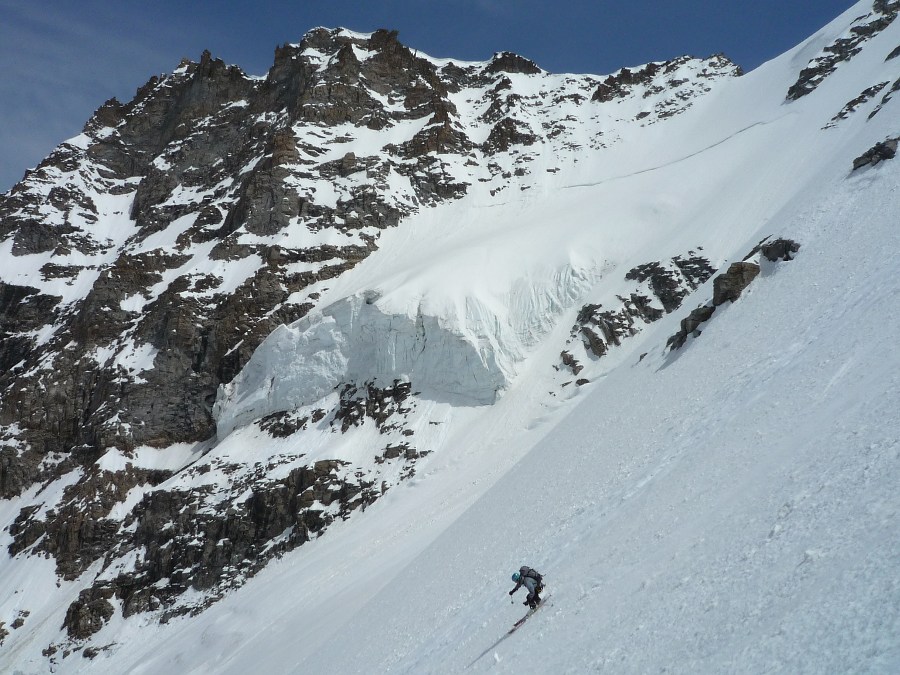 Couloir Aurora : Superbe transfo, pour allonger les courbes, photo JIB