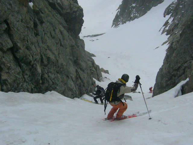#13 Coup de Sabre du Piniollet : La Brèche se descend encore bien, juste un étroiture Coup de Sabre du Piniollet : La Brèche se descend encore bien, juste un étroiture