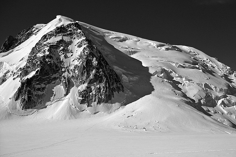 #1 Mont blanc du Tacul : La face du Tacul qui passe sans problème ce jour : pas de rimaye ! Mont blanc du Tacul : La face du Tacul qui passe sans problème ce jour : pas de rimaye !