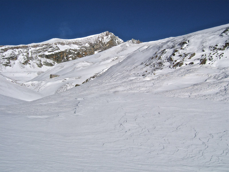 #2 Dents de Maniglia : Granges de l Dents de Maniglia : Granges de l'Autaret et Mont Maniglia.
