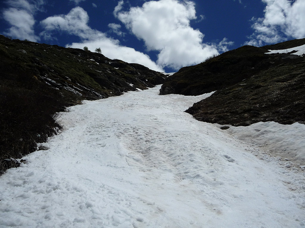 #23 Bien skiable : Le lit du torrent est bien rempli, mais prudence tout de même. Bien skiable : Le lit du torrent est bien rempli, mais prudence tout de même.