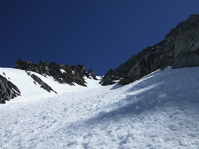 #3 couloir Central : bas du couloir: pas mal de boules couloir Central : bas du couloir: pas mal de boules