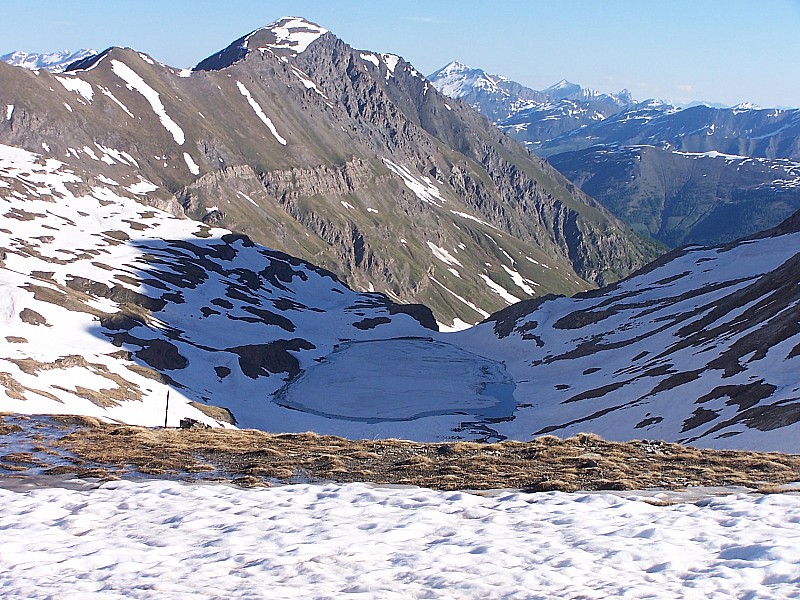 #6 Lac foréant : Encore gelé Lac foréant : Encore gelé