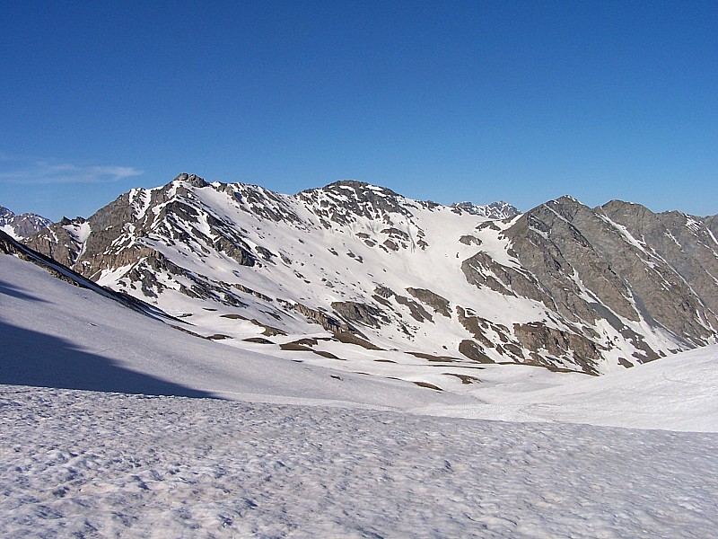 #7 Vue d Vue d'ensemble : Encore de la neige par là