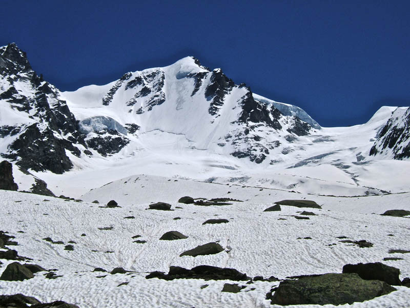 #3 Grand Paradis : Le Grand Paradis est majestueux en face N. Grand Paradis : Le Grand Paradis est majestueux en face N.