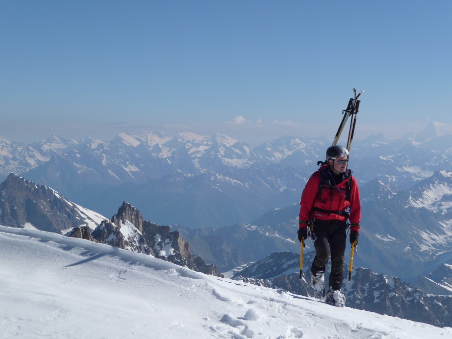 #12 Jonction : Enzo arrive par le versant NE, la rencontre au sommet cisalpine est réussie ! Jonction : Enzo arrive par le versant NE, la rencontre au sommet cisalpine est réussie !