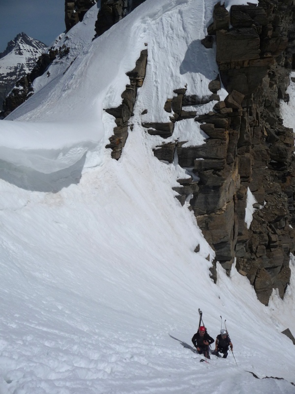 Col de Montandayné : Protégé par une corniche qui fait pas marrer les mouettes ( (c) Etienne H)