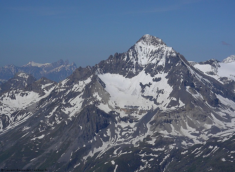 #8 Vue au sommet : Dent Parachée (omniprésente!), et Aiguilles d Vue au sommet : Dent Parachée (omniprésente!), et Aiguilles d'Arves en toile de fond...