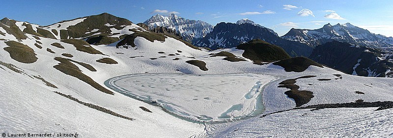 #3 Lac de Lanserlia : Pointe de Lanserlia, Grande Casse, Grande Motte, Pointes de la Sana... tout cela dans une belle lumière matinale Lac de Lanserlia : Pointe de Lanserlia, Grande Casse, Grande Motte, Pointes de la Sana... tout cela dans une belle lumière matinale