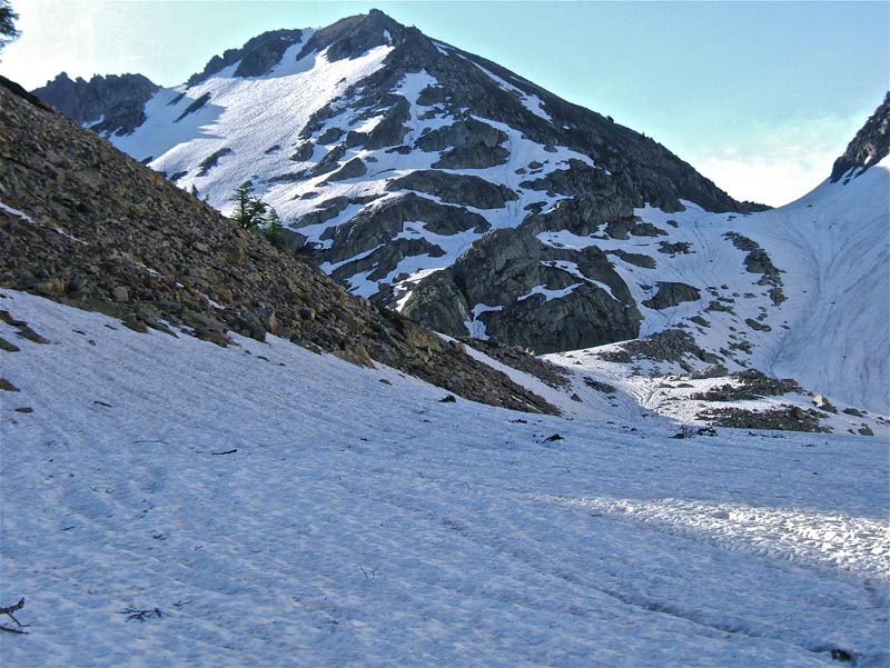 #5 Valcuca et Valasco : Cime de Valasco et son Col. Valcuca et Valasco : Cime de Valasco et son Col.