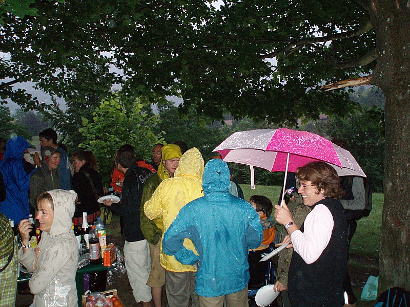 pluie : qui ne dérange visiblement personne.