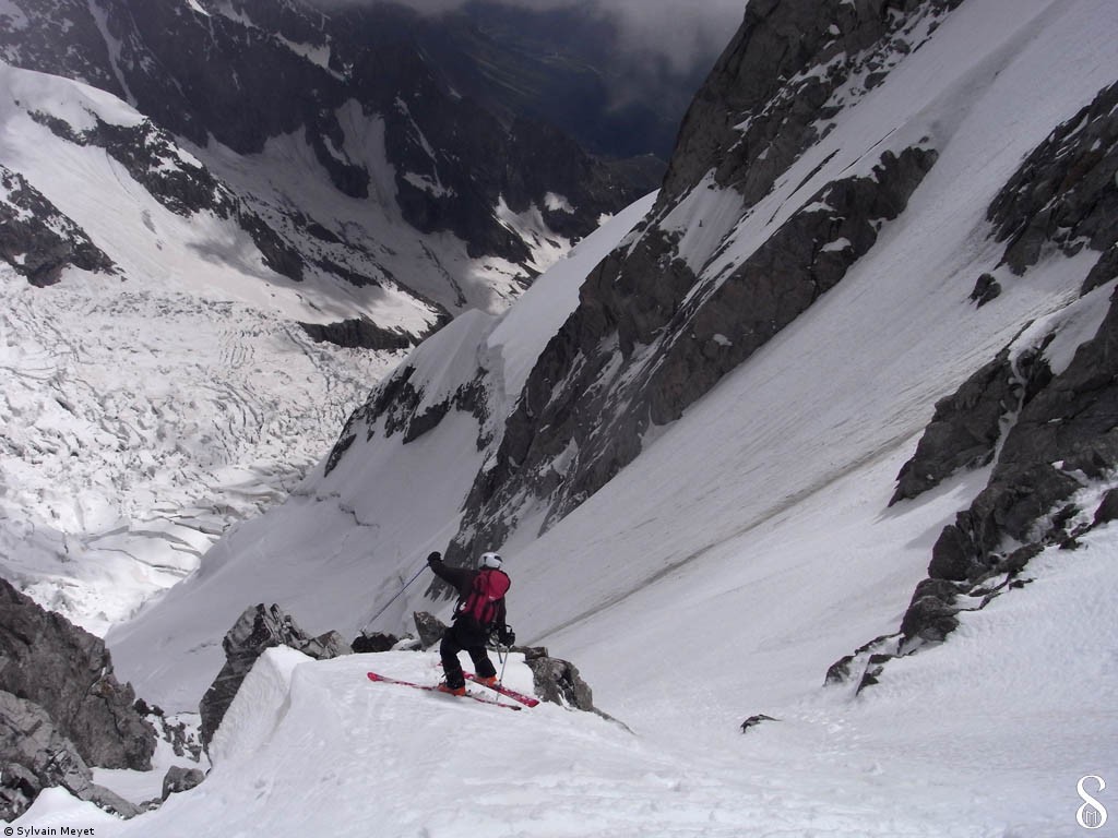 Le col de Peuterey : La descente du col de Peuterey ... et la journée est loin d'être finie!