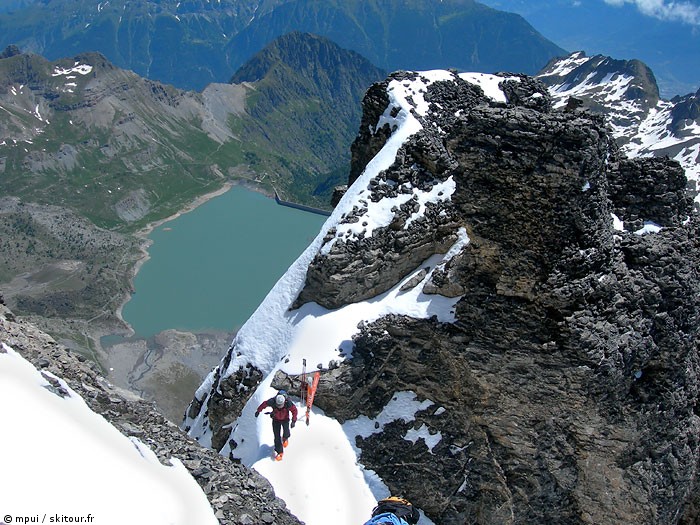 #9 Le collu : photo Jef, vue plongeante sur Salanfe et le collu Le collu : photo Jef, vue plongeante sur Salanfe et le collu