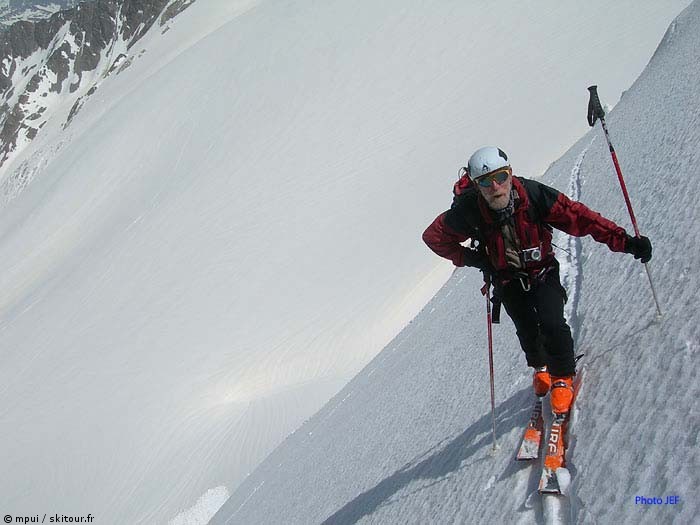 #3 Première "bosse" : Sceptiques au départ mais tout a été fait à ski Première "bosse" : Sceptiques au départ mais tout a été fait à ski