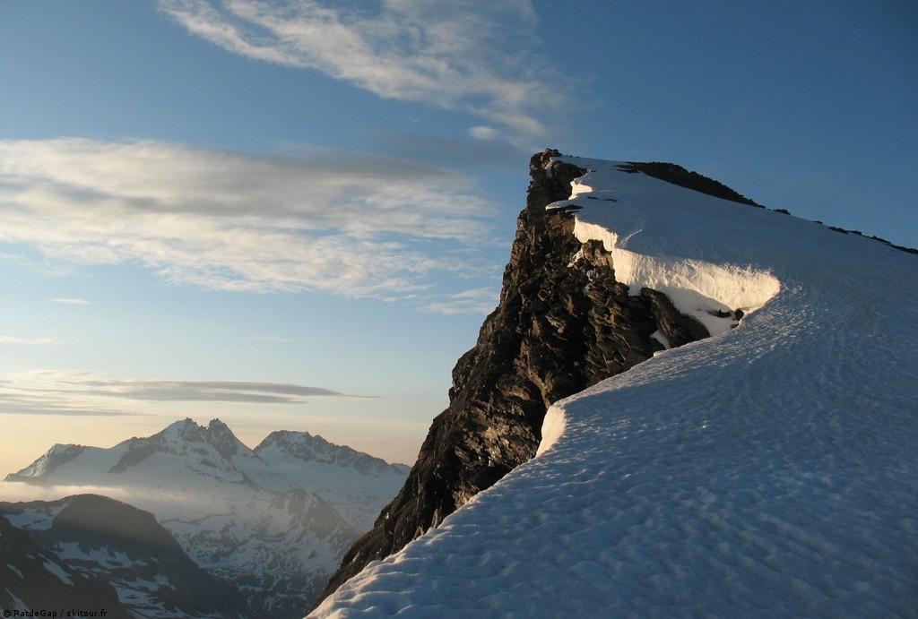 #3 L L'Aiguille Pers... : ...et les Lévanna