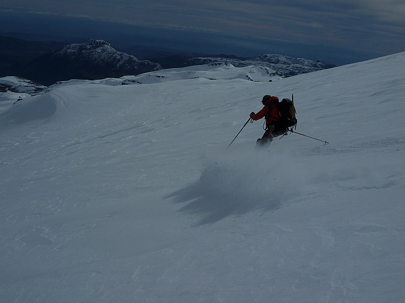 #9 En cours de descente : Yves en cours de descente. En cours de descente : Yves en cours de descente.