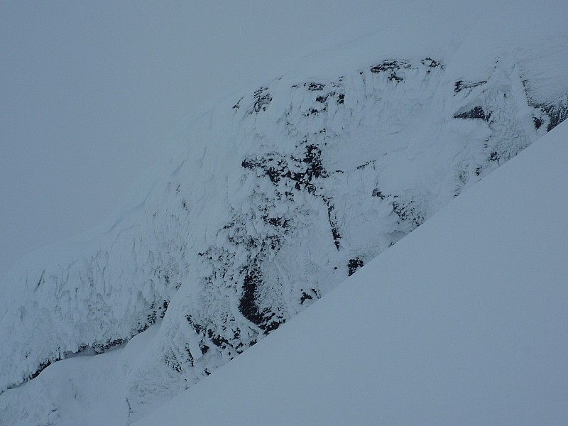 #3 Coulé de lave : Une coulée de lave recouverte par la neige Coulé de lave : Une coulée de lave recouverte par la neige