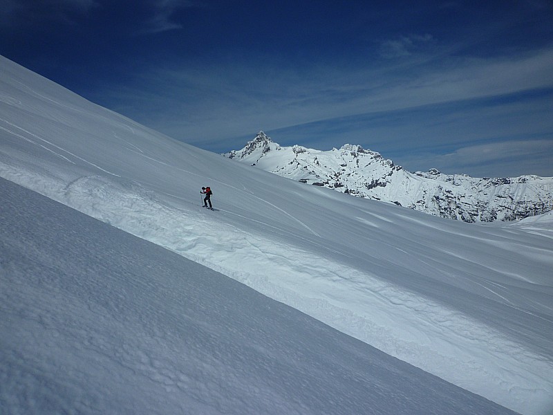 #3 En cours d En cours d'ascension : En cours d'ascension avec la Sierra Veluda en arrière plan.