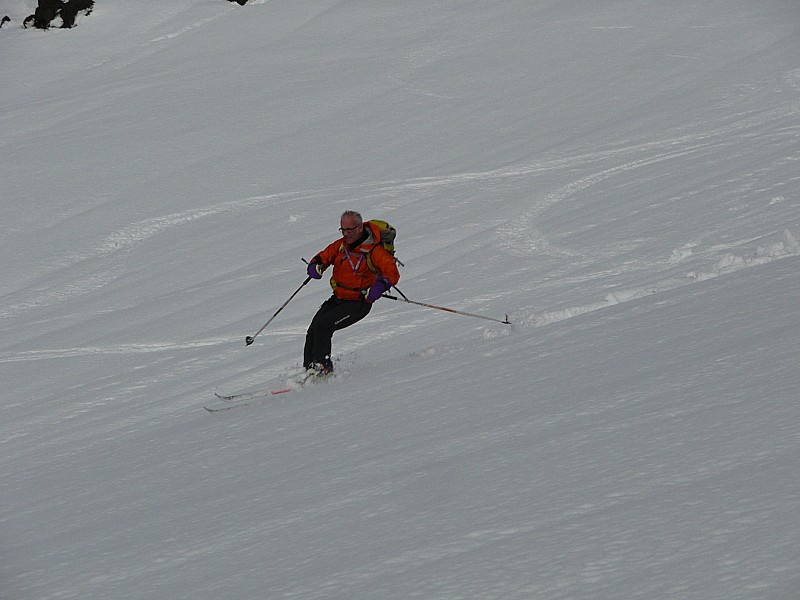 #11 Descente : Didier dans la descente : neige lourdre mais bien skiable. Descente : Didier dans la descente : neige lourdre mais bien skiable.