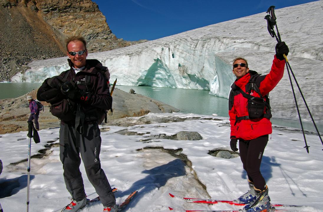 #15 Fin du parcours à skis : 35% de descente à skis... mais quelle ambiance ces 35%!!! Fin du parcours à skis : 35% de descente à skis... mais quelle ambiance ces 35%!!!