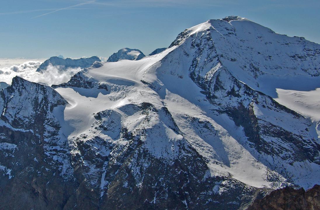 #10 Grde Ciamarella : le bastion de la Ciamarella, sous un aspect face EST Grde Ciamarella : le bastion de la Ciamarella, sous un aspect face EST