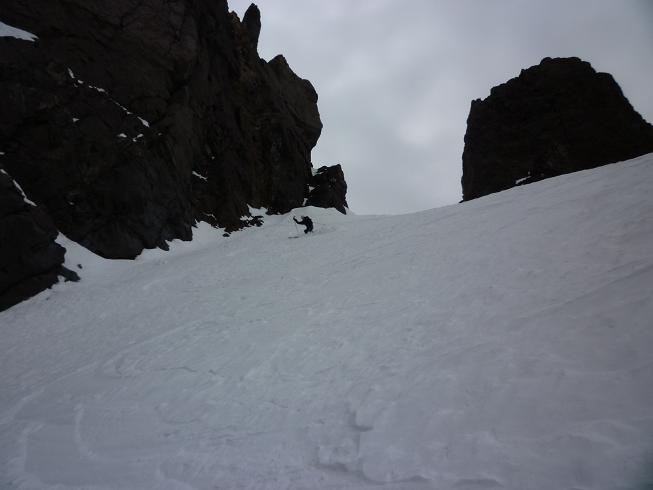 #3 Descente : Jb entre dans The siuper C, bonne neige Descente : Jb entre dans The siuper C, bonne neige
