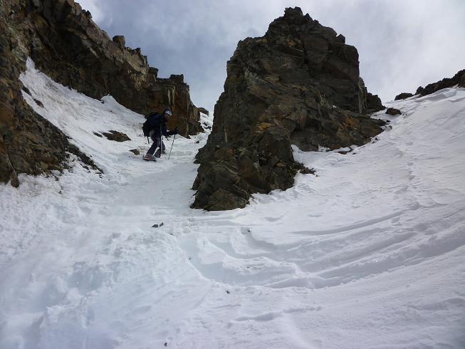 #5 Descente : Début de descente, quelques cailloux et glaçons Descente : Début de descente, quelques cailloux et glaçons